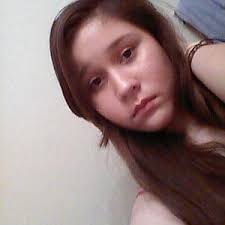 Sarah Vela (@SarahVela3)