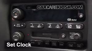 I've installed a delco rds radio with a cd player in a 2005 chevy silverado. Cambio De Filtro De Aire Interior Chevrolet Cavalier 1995 2005 2002 Chevrolet Cavalier 2 2l 4 Cyl Sedan 4 Door