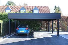 Carport Aluminium Isole Bandeau En Remplissage Lames A L Horizontale Tres Fonctionnel Et Esthetique Permet De P Carport Aluminium Carport Adosse Decoration