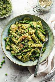 Vegan Pesto Pasta With Homemade Kale Pesto A Quick And Delicious Mid Week Meal That Can Be Prepared In Minutes It Can Be Vegan Pesto Pasta Food Vegan Pesto