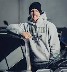 Viñales begann seine motorsportkarriere im alter von drei jahren. Pin Auf 12