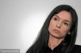 Marta kaczyńska to jedyna córka prezydenta rp lecha kaczyńskiego i marii kaczyńskiej , bratanica prezesa prawa i sprawiedliwości jarosława kaczyńskiego. Moi Rodzice Marta Kaczynska Wydaje Wywiad Rzeke Prawdziwy Obraz Kaczynskich Nie Ten Kreowany Przez Media