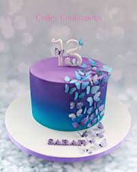 This cake is a move away from the traditional white wedding cake. Butterfly Cake Bolos De Aniversario Roxos Ideias De Bolo De Aniversario Bolos De Aniversario Bonitos
