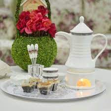 و كمية السعادة تكمن في الغرق داخل فنجان قهوه coffee table decorations decor