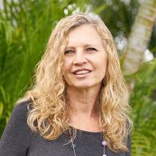 Tiffini Brown's Instagram, Twitter & Facebook