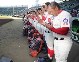 智弁学園 14安打10得点大勝で夏5年ぶり初戦突破 エース西村が無失点投球でけん引  2021年8月11日 10:10  野球 大谷翔平 ノーヒットも足で勝利に. å²ä¸æå¼±ã®æºå¼å­¦å'åç©«ï¼'æ ãããã£ã å°åç£ç£ é«æ ¡éç æ¥åã¹ãã¼ã