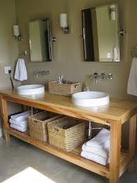 Inspiring Natural Minimalist Bathroom Vanity Ideas With White Double Washbasin Great Stainl Casas De Banho Rusticas Ideias Para Casas De Banho Pias De Banheiro