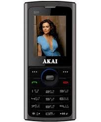 Akai 2211 vs. Nokia X3 Touch and Type S ...