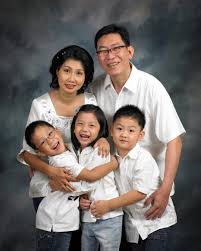 Papa (commonly used in the phrase mama and papa) is a word used in many languages as an affectionate term for father (or less frequently, grandfather). Dukungan Penuh Mama Papa Untuk Kalian Louise Bersaudara Dbl Id