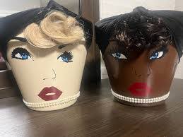 Angela Czyzewski's Instagram, Twitter & Facebook