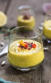 Recette Gaspacho De Haricots Blancs Servi Avec Des Petits Legumes Pancetta Grillee Et Petits Croutons Fait Maison 750g Recette Croutons Faits Maison Haricots Blancs Croutons