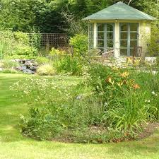 Buckinghamshire Garden With Summerhouse England Garden Design Summer House Wildlife Gardening