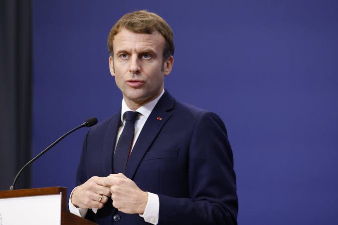 Politique. "Emmerder les non-vaccinés" : ce qu'a vraiment dit Emmanuel  Macron