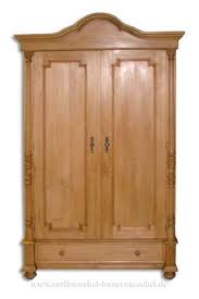 Er stellte die sauberen teller in den schrank zurück. Kleiderschrank Dielenschrank Bauernschrank Weichholz Landhausstil Grunderzeit Vollholz
