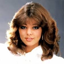 Sandra Singer's Instagram, Twitter & Facebook