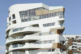 Di recente l'influencer ha svelato che lei e suo marito fedez sono intenzionati a cambiare casa. Milano Ecco Perche Chiara Ferragni E Fedez Scelgono Citylife