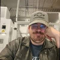 Kevin Oswald's Instagram, Twitter & Facebook