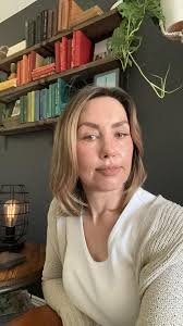 Hello, I'm Kathleen and something to know about me is I'm from Missouri,  have 6 wonderful Grandchildren & love the beach! 🫶🏖☮️