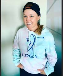Jun 15, 2021 · brooke henderson will compete this week on the lpga without sister brittany on the bag for first time in five years. Brooke Henderson Brookehenderson Twitter