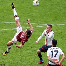 Ehefrau, liebe, leben, familie und freunde. Zlatan Ibrahimovic Planen Um Weiter Zu Spielen In Der Serie A Doch 38 Jahrige Kann Immer Noch Verlassen Ac Mailand Aktuelle Boulevard Nachrichten Und Fotogalerien Zu Stars Sternchen
