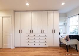 This is a nice way to fill the room without cluttering it. Ktm Built Ins Ktm Architect