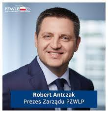 Robert Antczak's Instagram, Twitter & Facebook