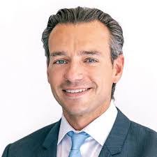 Daniel Pohl's Instagram, Twitter & Facebook