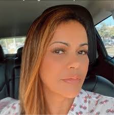 Monique Rocha's Instagram, Twitter & Facebook