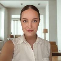 Excited to share that I've officially graduated as a Bachelor of Arts in  Business! 🎓🥂 These past three years at the FH OÖ Campus Steyr