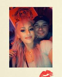 Los 90 😅. Steven Grose Julie Grose Lara Cowell Leah GK