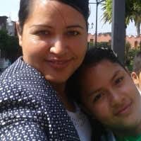 50+ perfiles de «Rosa Prieto»