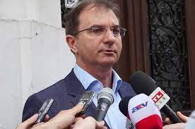 Tóth csaba nem tekinthetett bele a pályázatokba a fejlesztési tárcánál sem. O Lehet A Leggazdagabb Mszp S Kepviselo
