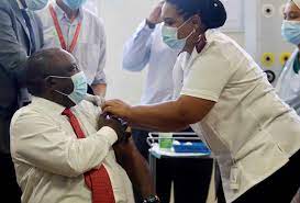 Further to the first batch of 80 000, consignments totalling 500 000 doses will arrive over the next four weeks. Can I Close My Eyes Ramaphosa Has Covid 19 Jab With Khayelitsha Hospital Staff