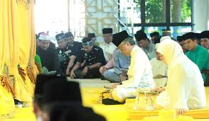 Cuti hujung minggu pahang termasuk cuti sekolah adalah pada hari sabtu dan ahad. Hari Hol Di Sambut Setiap Tahun Bagi Negeri Pahang