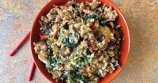 ZERO-WASTE STIR-FRIED RICE