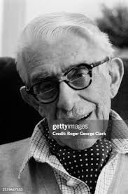 609 Leslie Clark Photos & High Res Pictures