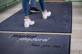 Créé en 2010, le site peut se targuer d'être le partenaire exclusif des. Covid 19 La Situation Dans Le Jura Rfj Votre Radio Regionale