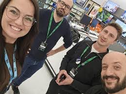 Lesley Borden's Instagram, Twitter & Facebook