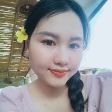 Chị này đánh ghen đẳng cấp quá 😂😂. Bởi vậy mới nói, đàn bà cứ phải có  tiền, thật nhiều tiền. Để làm gì biết không? Để làm đẹp và thuê giang