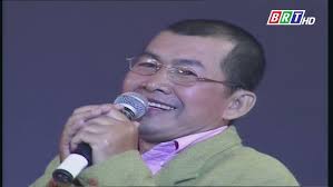 Vuong Linh, an Everyday Artist, Tells the Story of the Golden Age of  Theater.