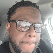 Michael Bickham's Instagram, Twitter & Facebook