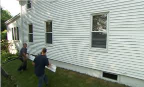 Install flashing before starting to apply the siding. Vinyl Siding Installation And How To Install Vinyl Siding Mind Setters