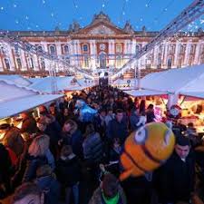 Décorations de noël, menuiserie d'art, objets en verre, produits gourmets, alcools fins, bijoux originaux, accessoires de mode renseignements pour les exposants. Marches De Noel Toulouse Tourisme