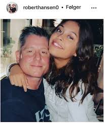Nu har han mistet sin kæreste. 20 Arig Kaereste Raser Mod Robert Hansen Se De Tre Insta Storys Her Footy Dk