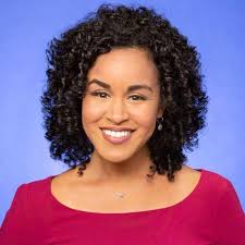 Elisa Preston's Instagram, Twitter & Facebook