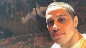 Grady 2 episodios it's a wonderful life: Kate Beckinsale Reacts To Pete Davidson Dating Kim Kardashian Marca