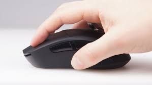 This video will guide you how you can install logitech g402 mouse software in windows 10 : Logitech G403 Prodigy Wireless Im Test Spielemaus Mit Kabel Oder Funk
