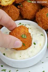 * percent daily values are based on a 2000 calorie diet. Hush Puppies Real Housemoms