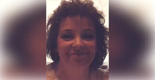 Sarah Legg's Instagram, Twitter & Facebook