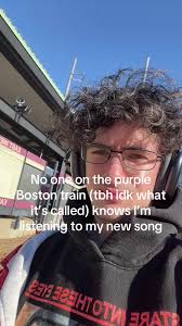 Ethan (@peculiarethan)